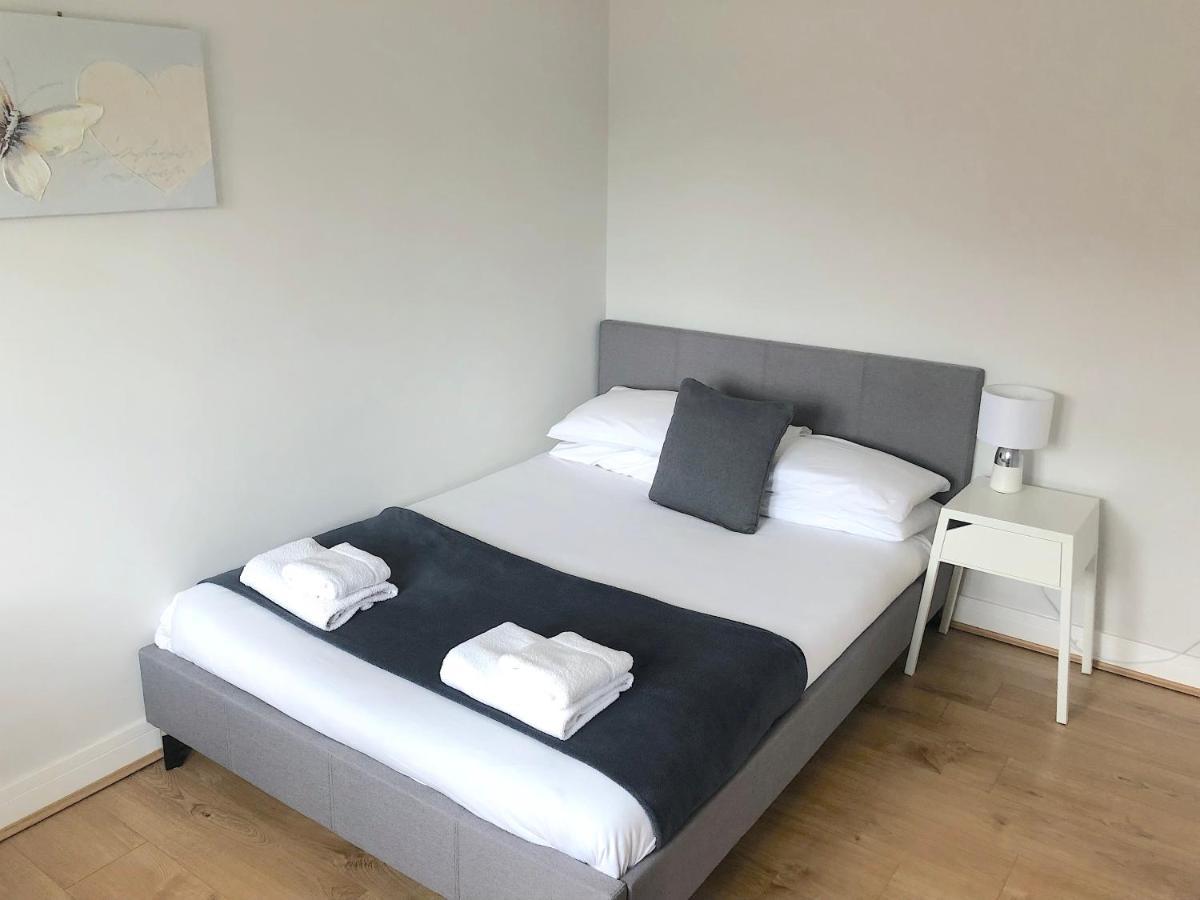 2 Bedroom Large First Floor Apartment With Free Parking Loughborough Eksteriør bilde